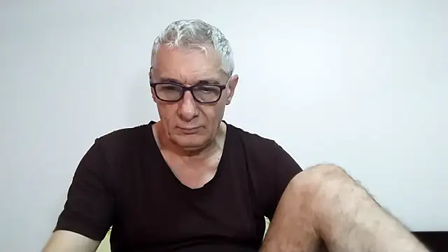 BIGUNCUTHARDCOCK online show from March 2026 01:13:02 AM