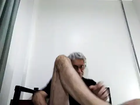 Snapshot of BIGUNCUTHARDCOCK chatting on March 2025 12:29:02 AM BIGUNCUTHARDCOCK online show from March 2025 12:29:02 AM