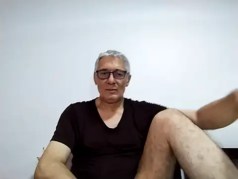 BIGUNCUTHARDCOCK online show from April 2026 03:08:02 AM