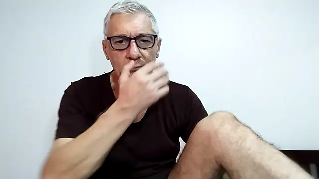 BIGUNCUTHARDCOCK online show from March 2026 01:11:01 AM