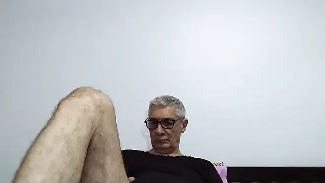 BIGUNCUTHARDCOCK online show from March 2026 02:11:02 AM