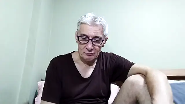 BIGUNCUTHARDCOCK online show from October 2025 01:56:02 PM