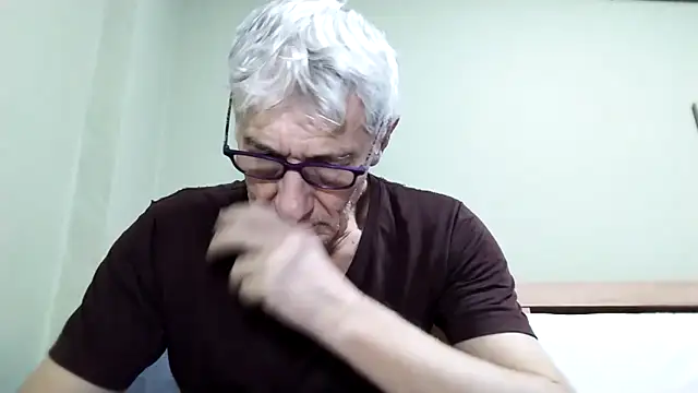 BIGUNCUTHARDCOCK online show from November 2025 12:32:02 AM