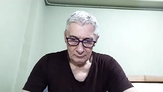 BIGUNCUTHARDCOCK online show from December 2025 01:27:01 AM