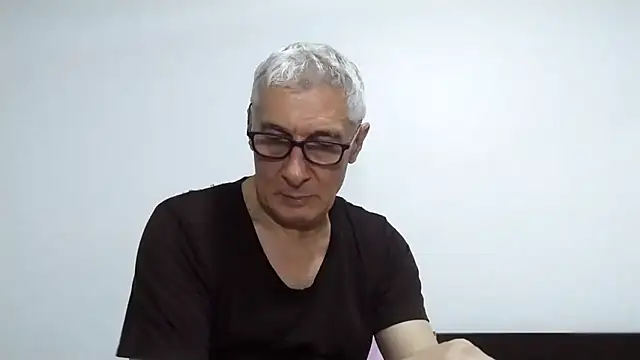 BIGUNCUTHARDCOCK online show from April 2026 01:58:02 PM