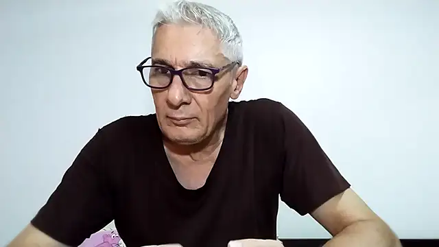 BIGUNCUTHARDCOCK online show from April 2026 12:44:01 AM