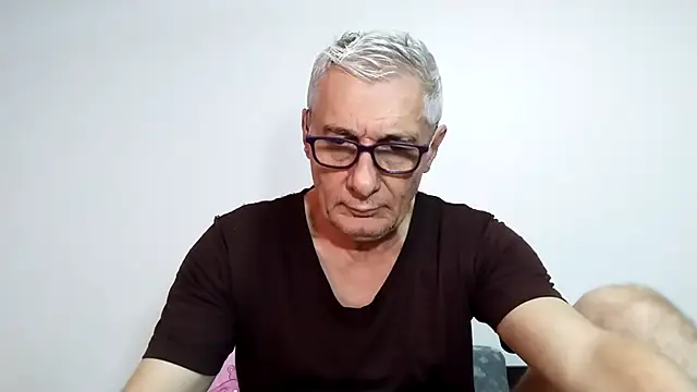 BIGUNCUTHARDCOCK online show from March 2026 01:43:02 AM