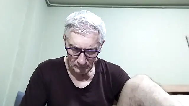 BIGUNCUTHARDCOCK online show from November 2025 12:59:02 AM