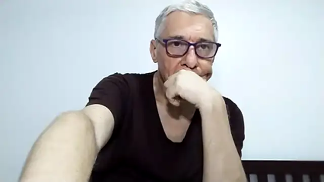 BIGUNCUTHARDCOCK online show from March 2026 01:23:01 PM