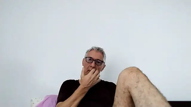 BIGUNCUTHARDCOCK online show from May 2026 01:53:01 AM