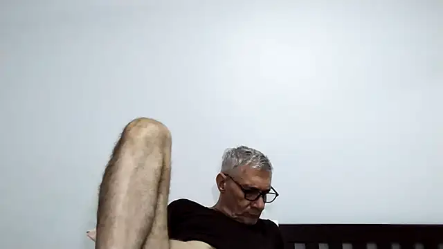 BIGUNCUTHARDCOCK online show from March 2026 02:04:02 AM