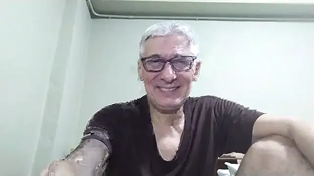 BIGUNCUTHARDCOCK online show from December 2025 02:18:01 PM