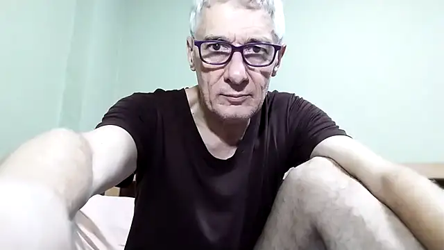 BIGUNCUTHARDCOCK online show from October 2025 12:21:02 AM