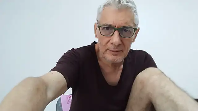 BIGUNCUTHARDCOCK online show from May 2026 01:57:16 AM