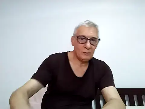 BIGUNCUTHARDCOCK online show from April 2026 02:41:01 AM