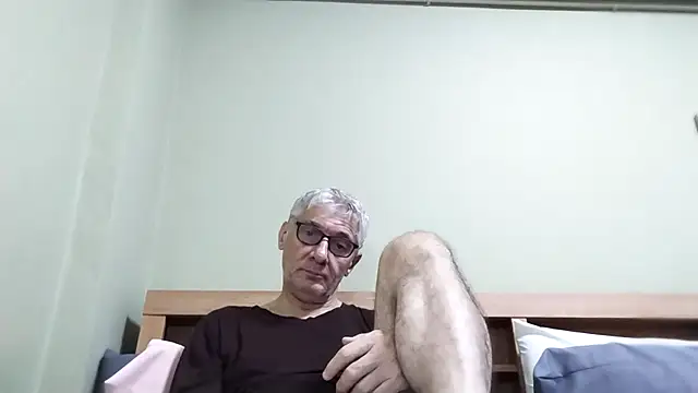 BIGUNCUTHARDCOCK online show from November 2025 01:32:02 AM