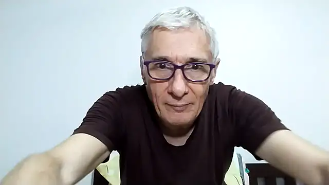 Snapshot of BIGUNCUTHARDCOCK chatting on February 2026 01:51:02 PM BIGUNCUTHARDCOCK online show from February 2026 01:51:02 PM