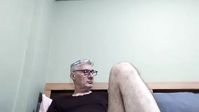 Snapshot of BIGUNCUTHARDCOCK chatting on October 2025 02:12:02 AM BIGUNCUTHARDCOCK online show from October 2025 02:12:02 AM