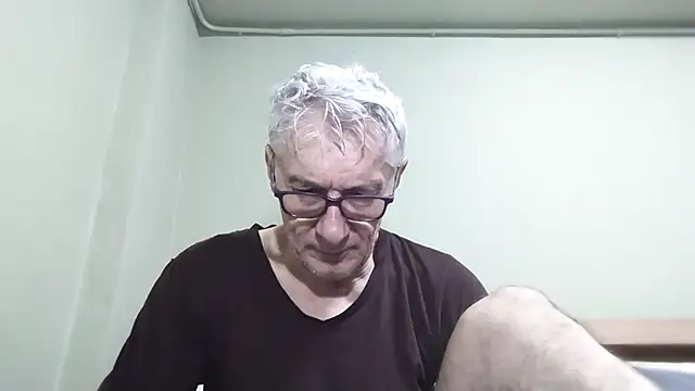 BIGUNCUTHARDCOCK online show from November 2025 01:23:01 AM