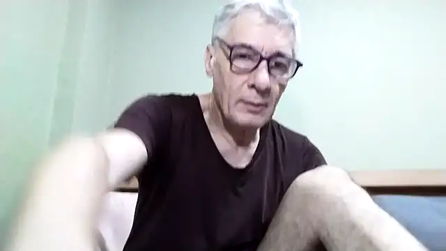 BIGUNCUTHARDCOCK online show from October 2025 01:04:02 AM