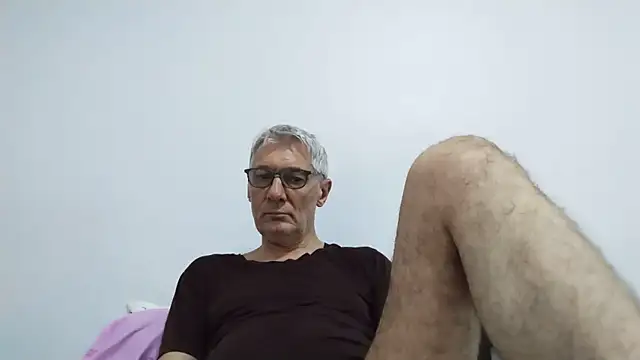 BIGUNCUTHARDCOCK online show from June 2026 12:42:02 AM