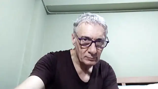 BIGUNCUTHARDCOCK online show from November 2025 01:09:01 AM