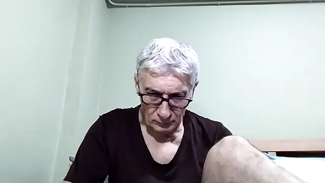 BIGUNCUTHARDCOCK online show from November 2025 01:25:01 PM