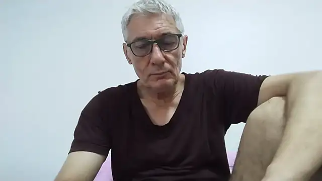 BIGUNCUTHARDCOCK online show from June 2026 12:11:01 AM
