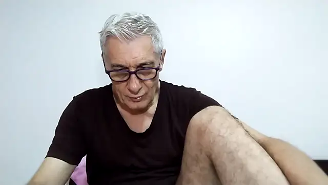 BIGUNCUTHARDCOCK online show from April 2026 01:35:02 AM