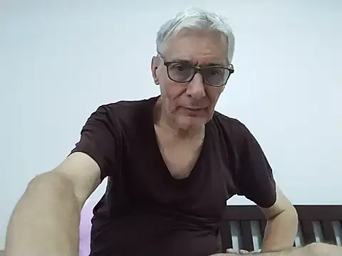 BIGUNCUTHARDCOCK online show from June 2026 03:47:02 AM