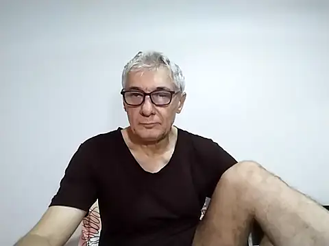 Snapshot of BIGUNCUTHARDCOCK chatting on February 2026 02:03:01 AM BIGUNCUTHARDCOCK online show from February 2026 02:03:01 AM