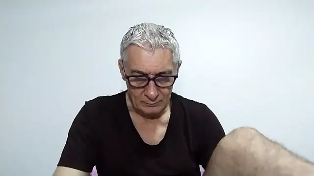 BIGUNCUTHARDCOCK online show from April 2026 12:13:02 AM