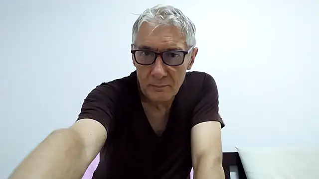 BIGUNCUTHARDCOCK online show from May 2026 01:23:02 AM