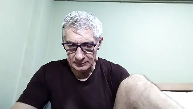 BIGUNCUTHARDCOCK online show from November 2025 01:04:02 AM