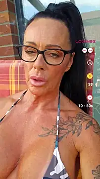 Snapshot of Misses-Cougar chatting on July 2026 07:07:01 AM Misses-Cougar online show from July 2026 07:07:01 AM