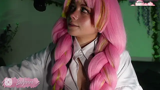 loIijanne online show from November 2025 12:48:01 AM