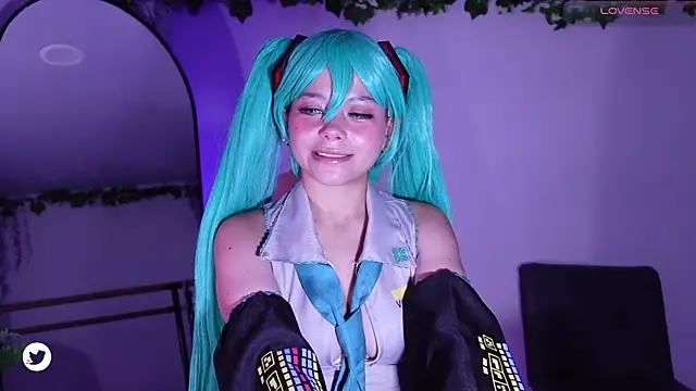 loIijanne online show from November 2025 11:53:02 PM