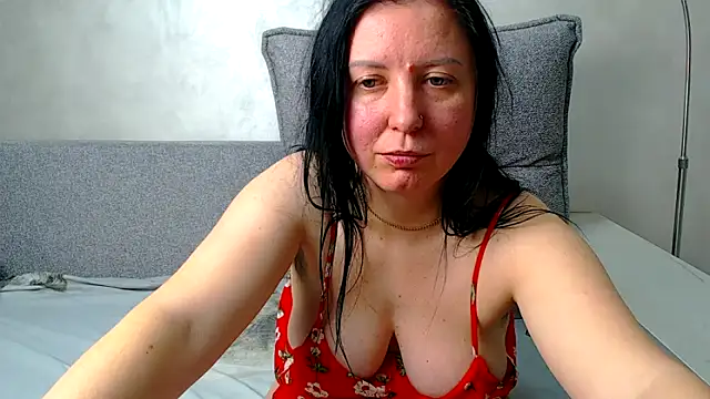 Longhairgirl online show from December 2025 04:34:02 PM