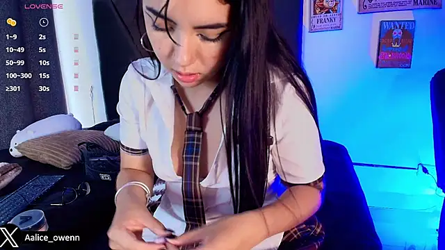 Aliceowenn online show from November 2025 07:07:01 PM