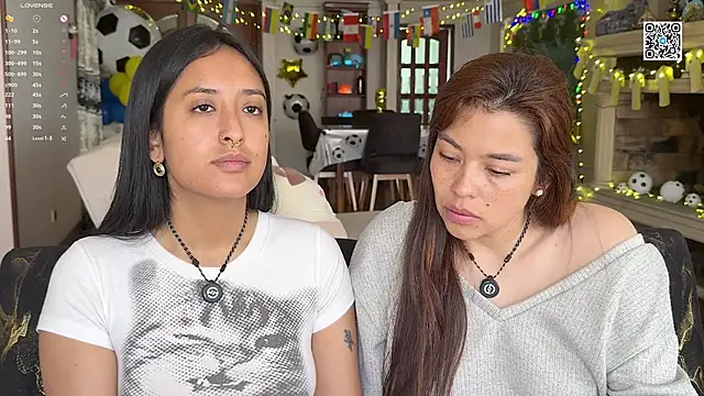 2SummerLove1 online show from June 2026 06:36:01 PM