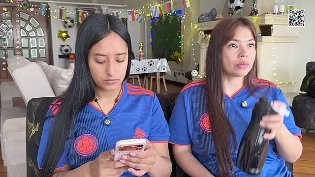 2SummerLove1 online show from June 2026 02:22:02 PM