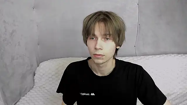 Snapshot of Makentoshi_ chatting on September 2025 07:30:02 AM Makentoshi online show from September 2025 07:30:02 AM