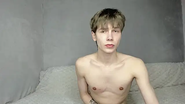 Makentoshi  online show from March 2026 07:20:02 PM