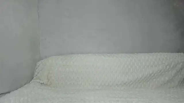 Makentoshi  online show from April 2026 05:19:02 PM