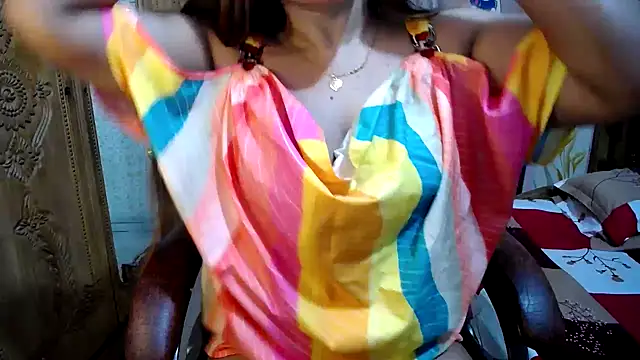 Snapshot of SohanaSabaSexy chatting on January 2025 07:34:01 PM SohanaSabaSexy online show from January 2025 07:34:01 PM