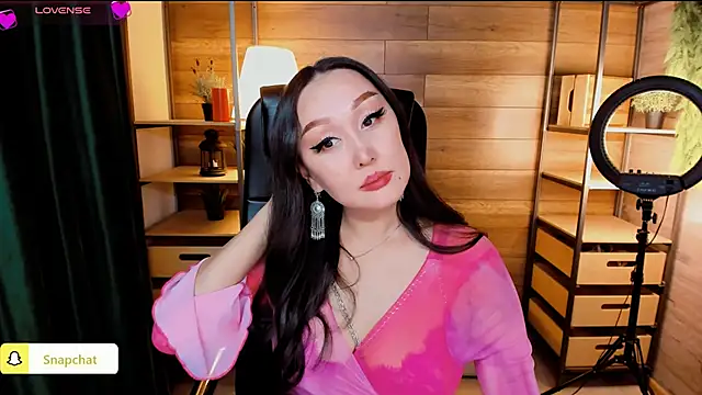 Snapshot of Julianna_Jami chatting on January 2025 05:56:01 PM Julianna Jami online show from January 2025 05:56:01 PM