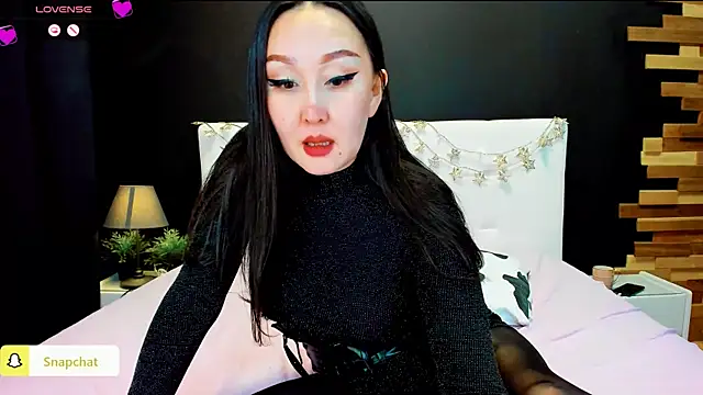 Snapshot of Julianna_Jami chatting on December 2024 07:41:02 PM Julianna Jami online show from December 2024 07:41:02 PM