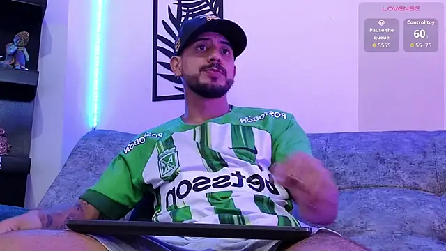 Snapshot of Bruno_Mattos chatting on December 2025 07:08:02 PM Bruno Mattos online show from December 2025 07:08:02 PM