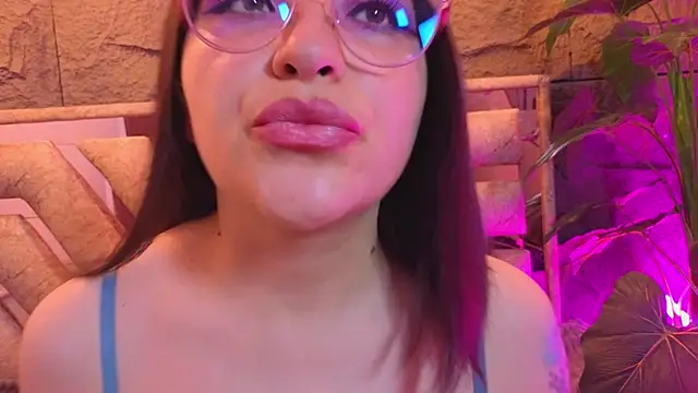 phoenixxxx777 online show from July 2026 01:29:01 PM
