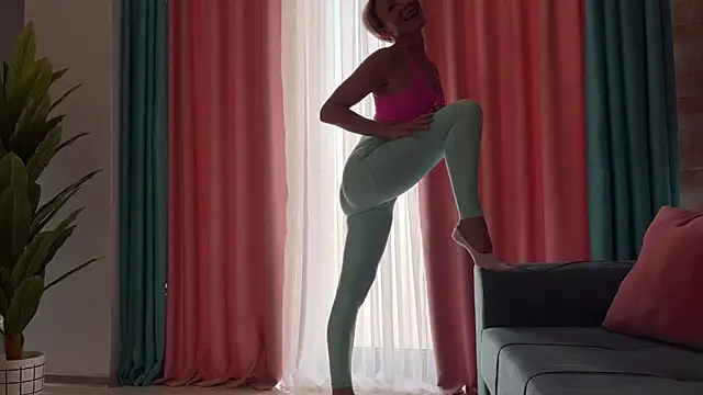 UrGoddessJenny online show from November 2025 09:57:02 AM